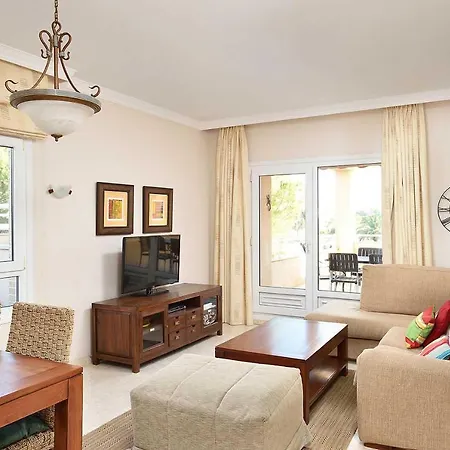 Y Villas Nova Golf Apartment